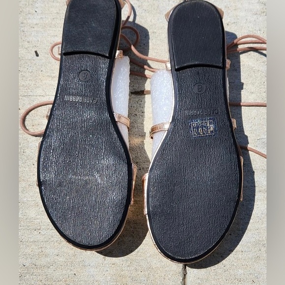 Cape Robbin Metallic Rose-Gold Gladiator Sandals - Picture 10 of 12